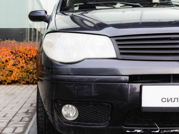 2009 Fiat Albea I Рестайлинг, чёрный, 240000 рублей - вид 8