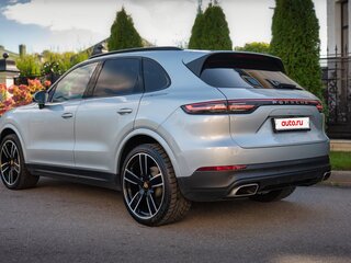2020 Porsche Cayenne III, серый, 6000000 рублей, вид 5