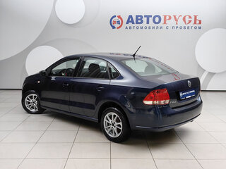 2015 Volkswagen Polo V, синий, 799000 рублей, вид 2
