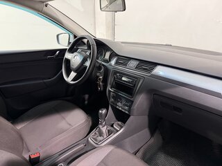 2015 Skoda Rapid I, белый, 989800 рублей, вид 3