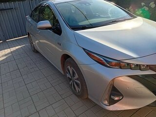 2017 Toyota Prius PHV ZVW52 Prime IV (XW50), серый, 2900000 рублей, вид 2