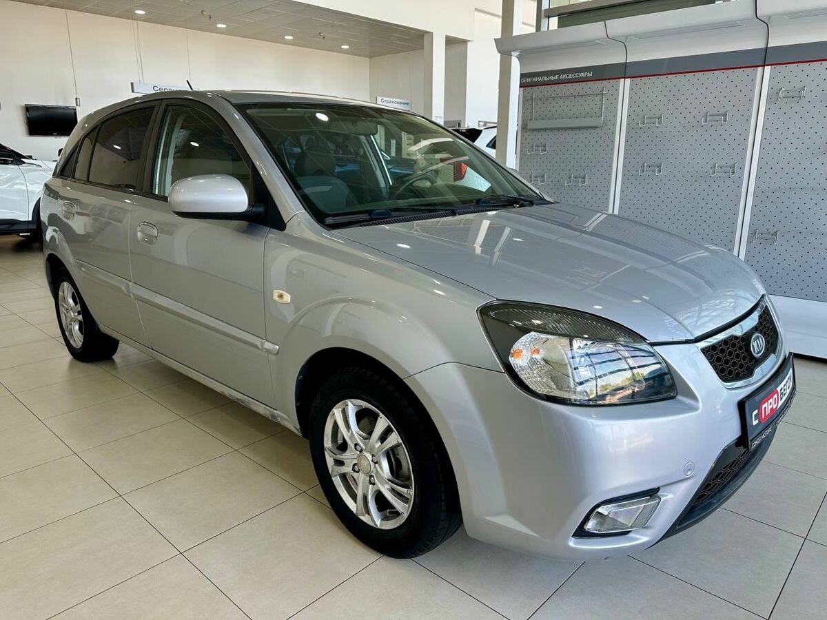 Открыть фотографии: Kia Rio II Рестайлинг
