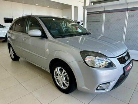 Kia Rio II Рестайлинг