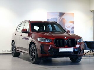 2023 BMW X3 20i xDrive III (G01) Рестайлинг, красный, 6650000 рублей, вид 3