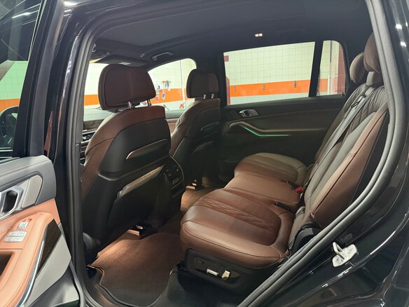 2023 BMW X7 40d I (G07) Рестайлинг, чёрный, 16300000 рублей - вид 35