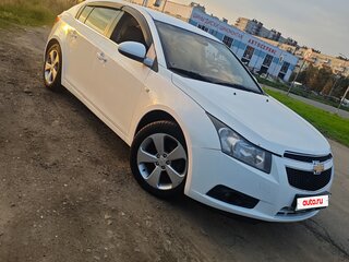 2012 Chevrolet Cruze I, белый, 550000 рублей, вид 2