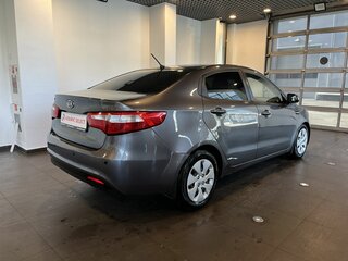2012 Kia Rio III, серый, 690000 рублей, вид 3