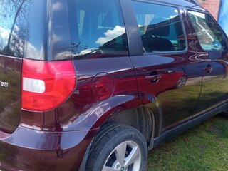 2013 Skoda Yeti I, пурпурный, 970000 рублей, вид 3