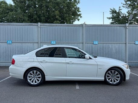 2011 BMW 3 серии 320i V (E90/E91/E92/E93) Рестайлинг, белый, 1250000 рублей, вид 5