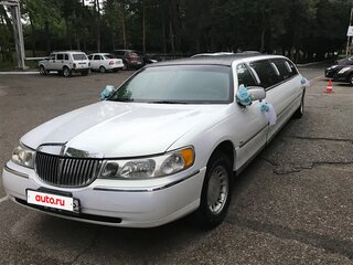 2001 Lincoln Town Car III, белый, 550000 рублей, вид 3