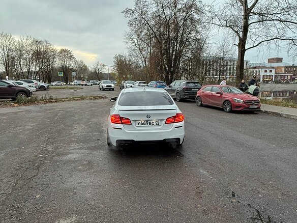 2012 BMW 5 серии 528i xDrive VI (F10/F11/F07), белый, 2190000 рублей - вид 23