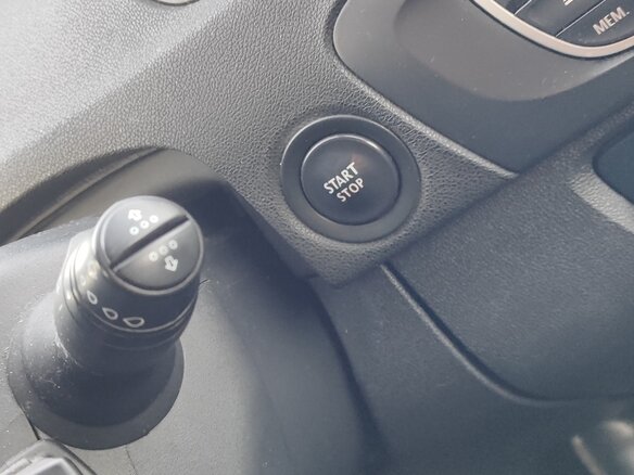 2011 Renault Scenic III, чёрный, 798000 рублей - вид 25