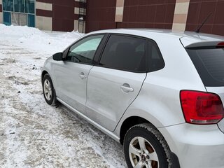2012 Volkswagen Polo V, серый, 800000 рублей, вид 4