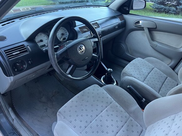 2005 Volkswagen Pointer, серый, 190000 рублей - вид 8