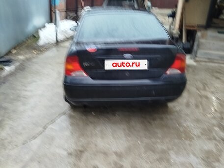 2004 Ford Focus I Рестайлинг, чёрный, 240000 рублей, вид 2