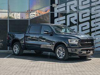Ram 1500 Crew Cab V