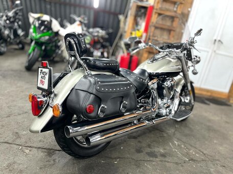 2000 Yamaha XV 1600 Road Star, бежевый, 750000 рублей, вид 5