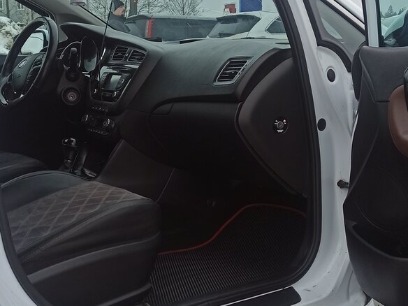2014 Kia Ceed II, белый, 1050000 рублей - вид 31