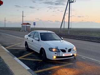 2005 Nissan Almera II (N16) Рестайлинг, белый, 320000 рублей, вид 3