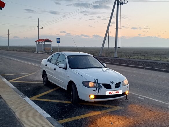 2005 Nissan Almera II (N16) Рестайлинг, белый, 320000 рублей - вид 2