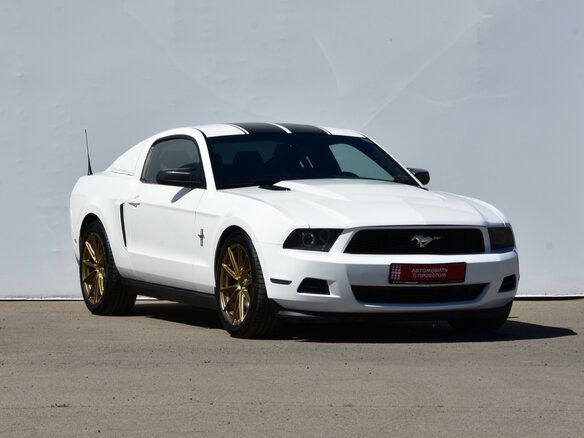 2011 Ford Mustang V Рестайлинг, белый, 1750000 рублей - вид 6