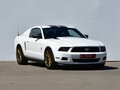 2011 Ford Mustang V Рестайлинг, белый, 1750000 рублей - вид 6