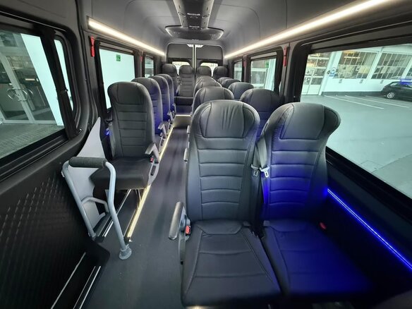 2026 Mercedes-Benz Sprinter, белый - вид 23