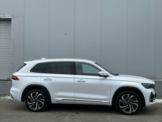 2023 Geely Monjaro (Xingyue L) I, белый, 2400000 рублей, вид 5