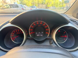 2009 Honda Fit II, красный, 490000 рублей, вид 5