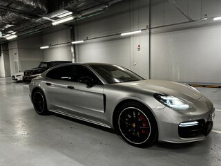 2017 Porsche Panamera Turbo II, серебристый, 6999999 рублей, вид 2