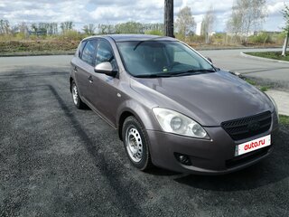 2007 Kia Ceed I, бежевый, 550000 рублей, вид 2