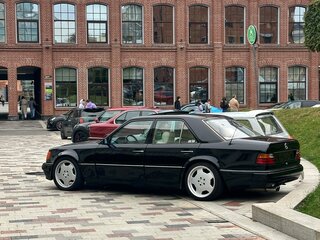 1992 Mercedes-Benz W124 500 E, чёрный, 4950000 рублей, вид 4