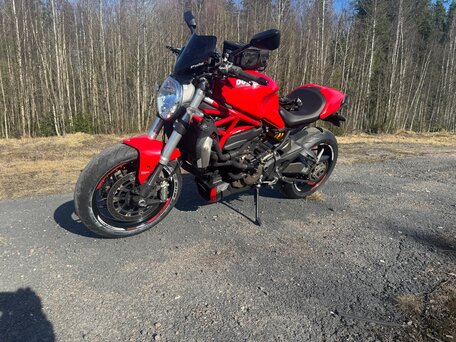 2015 Ducati Monster 1200, красный, 650000 рублей, вид 2