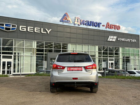 2013 Mitsubishi ASX I Рестайлинг, серебристый, 650000 рублей, вид 4
