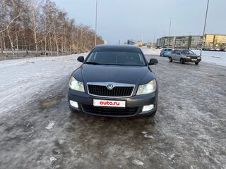 2012 Skoda Octavia II (A5) Рестайлинг, серый, 700000 рублей, вид 1