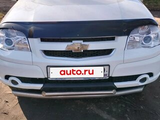 2011 Chevrolet Niva I Рестайлинг, белый, 520000 рублей, вид 1