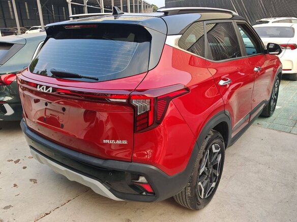 2022 Kia Seltos I, пурпурный - вид 3