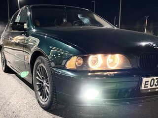 2000 BMW 5 серии 525i IV (E39) Рестайлинг, зелёный, 1000000 рублей, вид 1