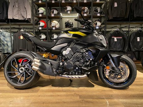 2025 Ducati Diavel V4, чёрный, 3350000 рублей, вид 1