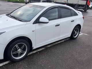 2011 Chevrolet Cruze I, белый, 700000 рублей, вид 1