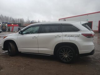 2014 Toyota Highlander III (XU50), белый, 2700000 рублей, вид 3