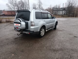 2008 Mitsubishi Pajero IV, серебристый, 900000 рублей, вид 4