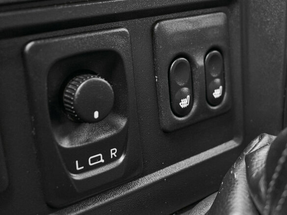 2021 Lada (ВАЗ) Niva, серый, 900000 рублей - вид 14