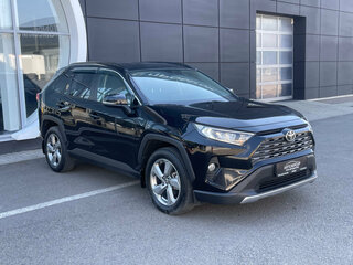 2019 Toyota RAV4 V (XA50), чёрный, 3008000 рублей, вид 3