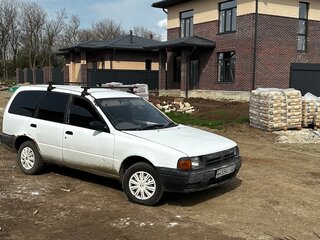 1992 Nissan AD I Рестайлинг, белый, 220000 рублей, вид 4