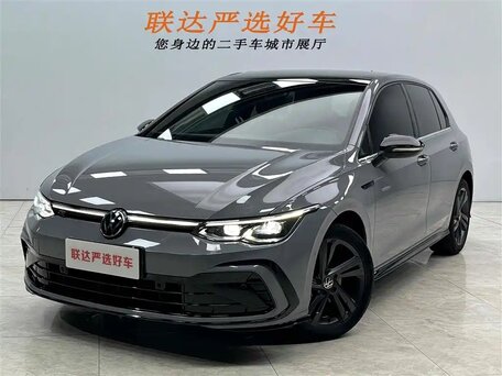 Volkswagen Golf VIII