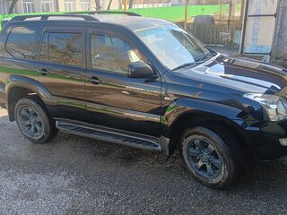 2003 Toyota Land Cruiser Prado 4-speed 120 Series, чёрный, 1820000 рублей, вид 1