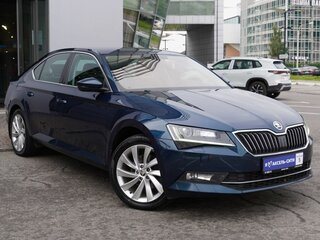 2018 Skoda Superb III, синий, 1667000 рублей, вид 3