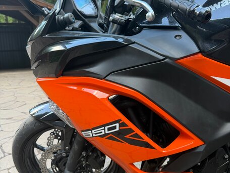 2021 Kawasaki Ninja 650, чёрный, 750000 рублей, вид 4