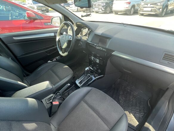 2011 Opel Astra H Рестайлинг, серебристый, 520000 рублей - вид 6